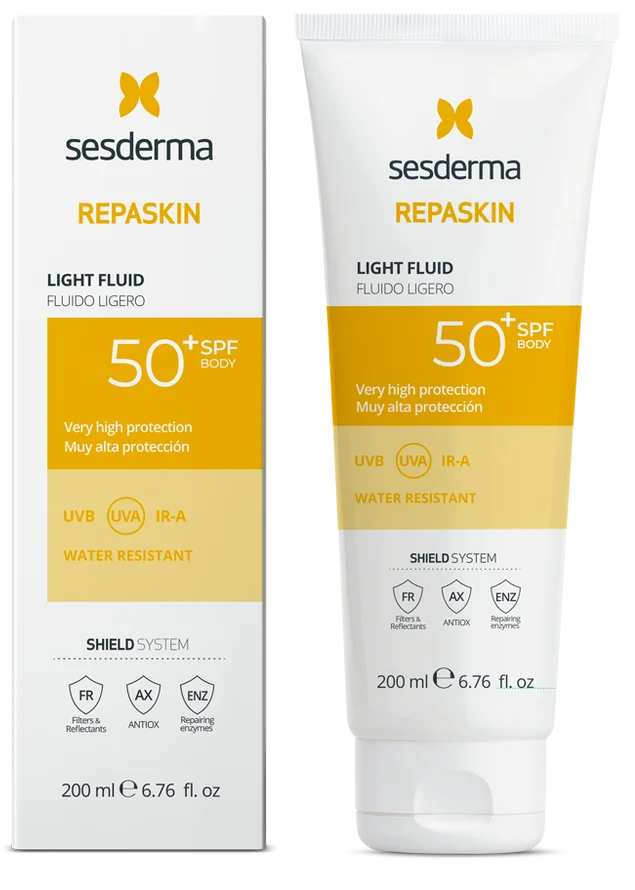 Сонцезахисний лосьон SPF50 / REPASKIN Light Fluid Body Sunscreen SPF50 + / Sesderma