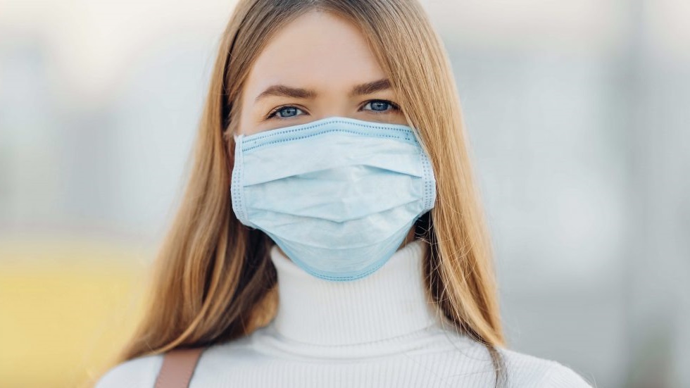 Защититься от эпидемии и сохранить кожу лица