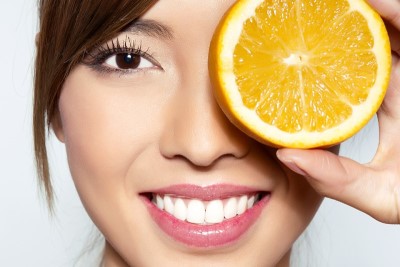 Догляд за шкірою з вітаміном С: що робить його настільки ефективним?