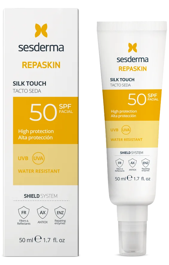 Сонцезахисний крем для обличчя / Repaskin Silk Touch SPF 50 / Sesderma