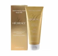 Увлажняющее молочко для тела с осветляющим эффектом / BODY MILK / Heliabrine