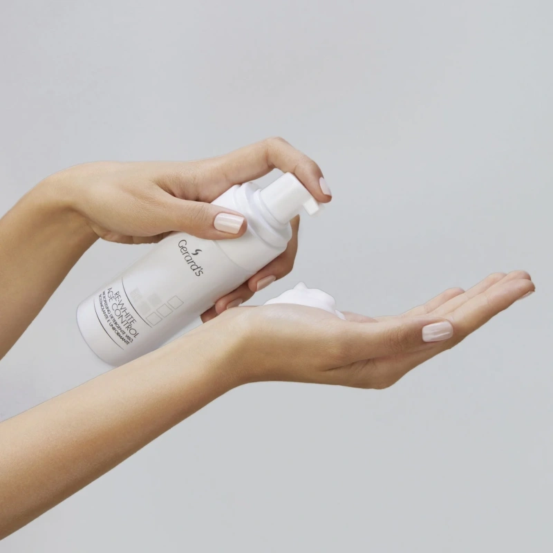 Пінка для очищення / RE-WHITE FACE CLEANSING MICROPEELING / Gerard's купить