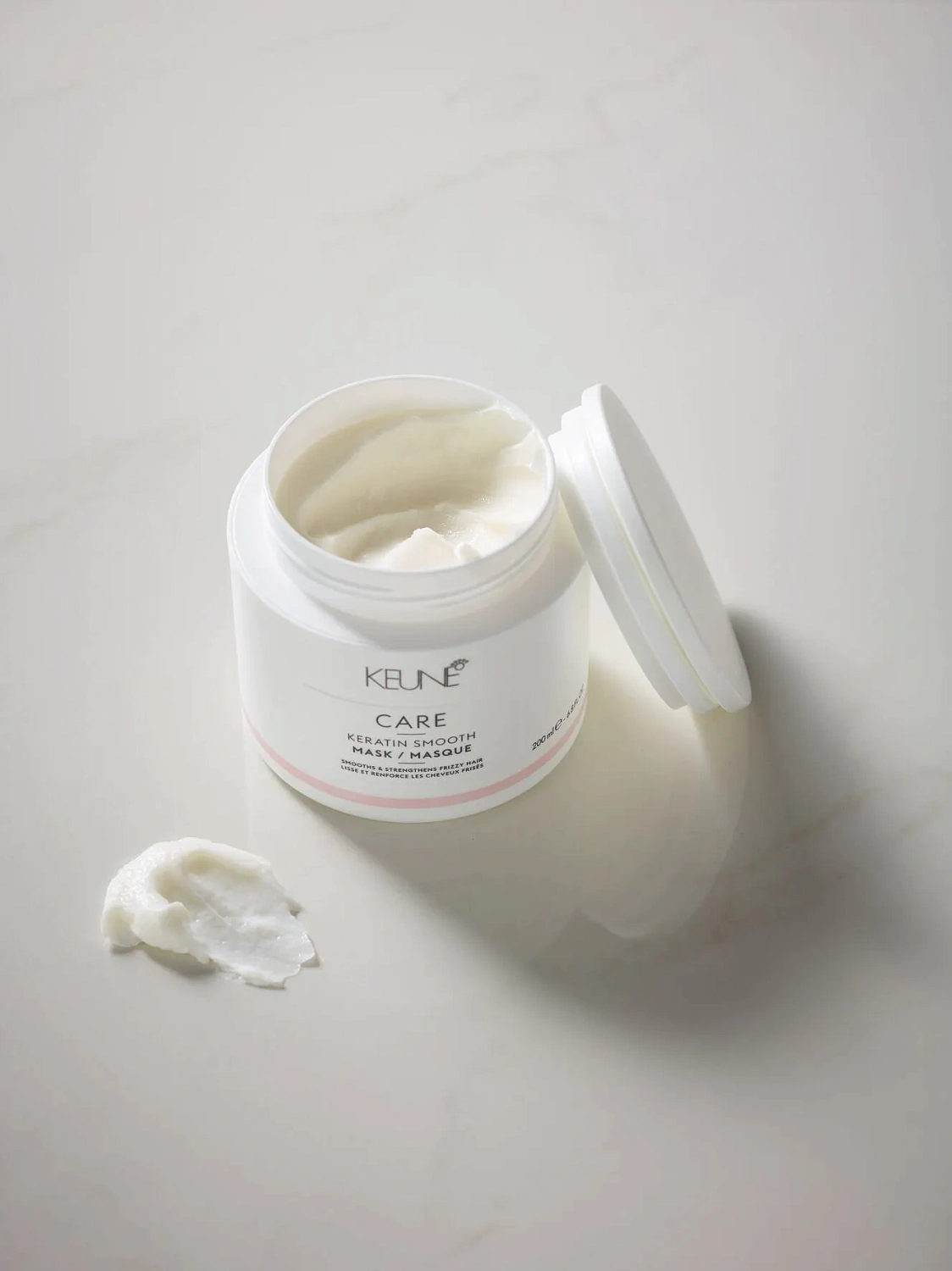 Маска «Кератинова випрямлення» CARE KERATIN SMOOTH MASK / Keune