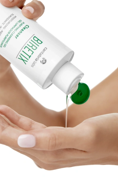 Очищаючий гель для шкіри з акне Biretix / BIRETIX CLEANSER / Cantabria Labs купить