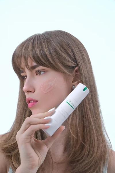 Увлажняющий флюид для лица, шеи и декольте «Fluido idratante per viso, collo e decollete» / Lamic Cosmetici купить