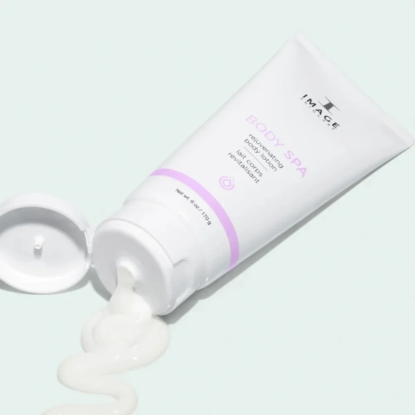 Зволожуюче молочко з вітамінами для тіла / Rejuvenating Body Lotion / Image Skincare купить