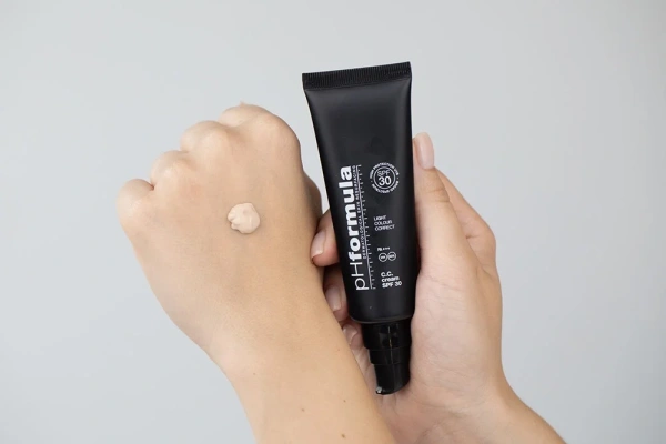 Крем-коректор CC SPF30+ / CC cream SPF30+ / pHformula