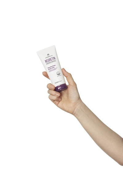 Депигментирующий лосьон для чувствительных участков тела / NEORETIN Discrom Control Sensitive Areas Body Lotion / Cantabria Labs купить