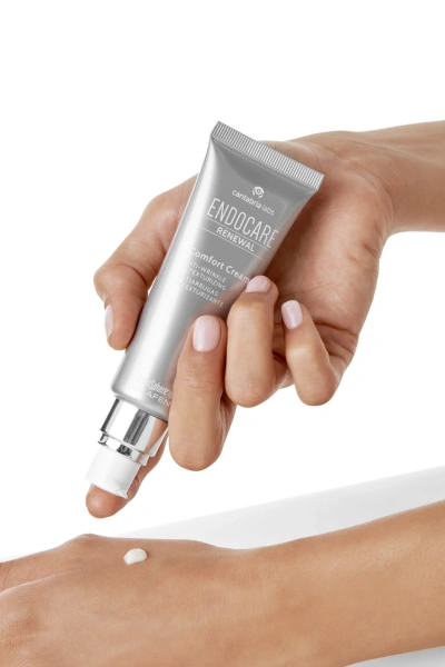 Антивіковий крем із ретинолом для чутливої ​​шкіри / ENDOCARE RENEWAL Comfort Cream / Cantabria Labs купить