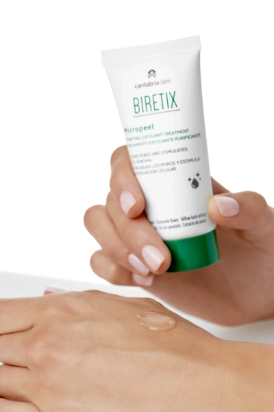 Очищающий скраб-эксфолиант для кожи с акне Biretix / BIRETIX MICROPEEL / Cantabria Labs купить