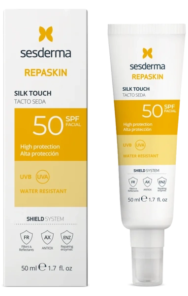 Сонцезахисний крем для обличчя / Repaskin Silk Touch SPF 50 / Sesderma