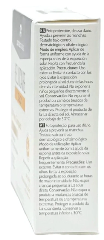 Сонцезахисна компактна пудра з тоном для комбінованої шкіри / HELIO 360 OIL-FREE COMPACT / Cantabria Labs купить