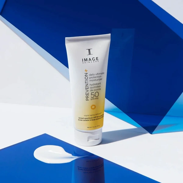 Омолоджуючий денний крем / Daily Ultimate Protection Moisturizer SPF50 / Image Skincare купить